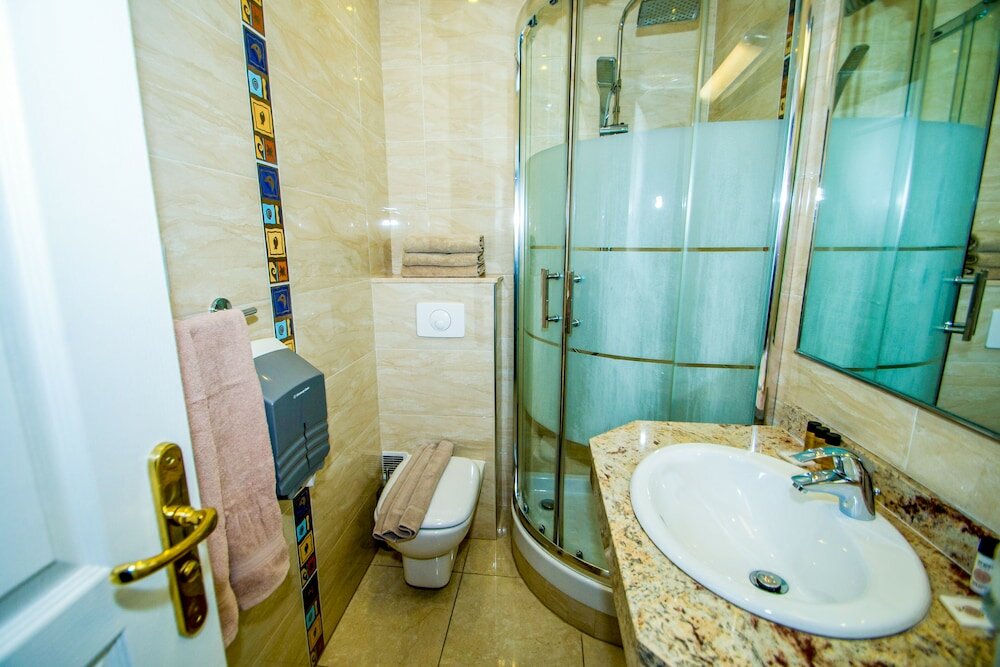 Double / Single Room