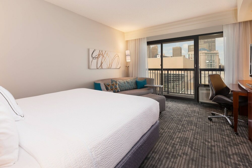 Room, 1 King Bed with Sofa bed, Balcony