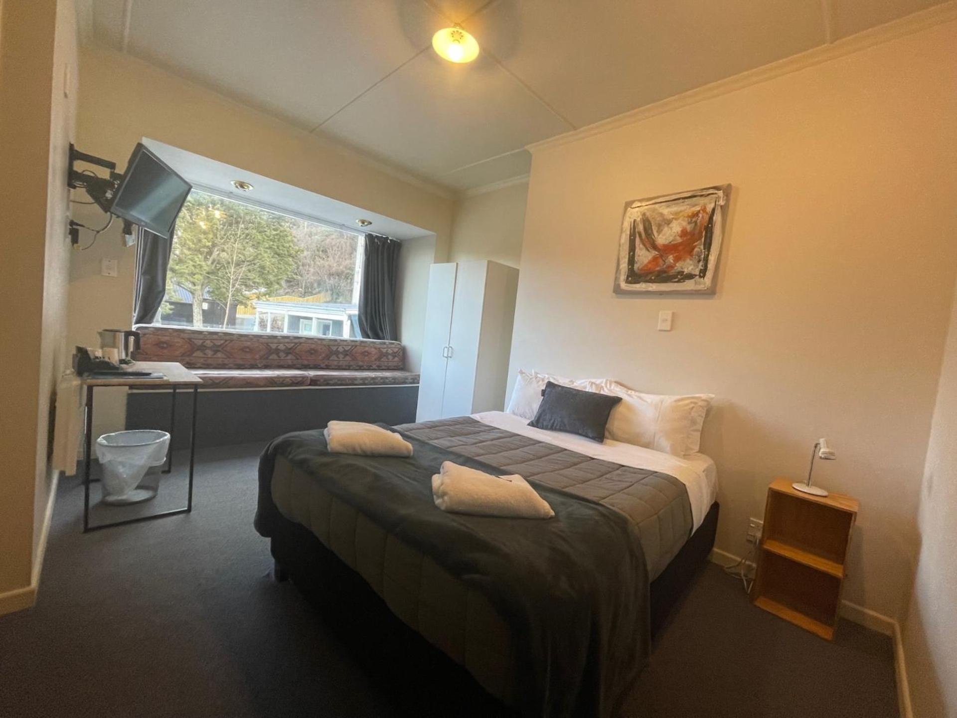 Quadruple Room with Private Bathroom