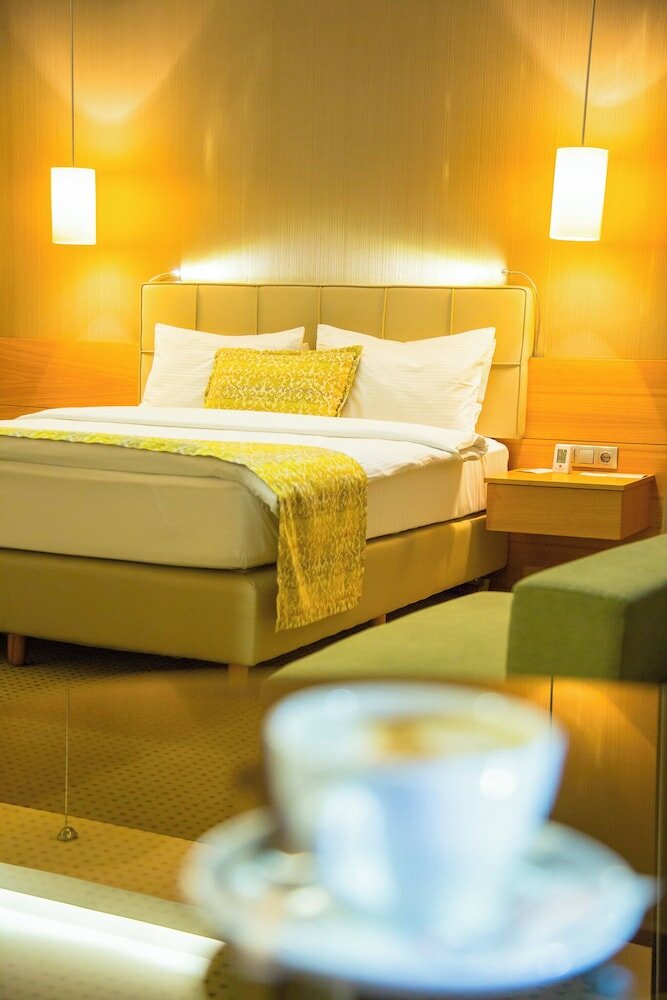 Suite, 1 Queen Bed, Non Smoking