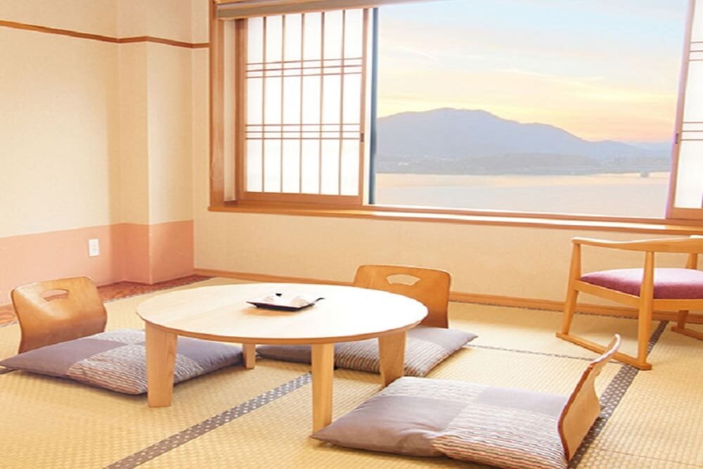 Japanese Style Room, Lake View