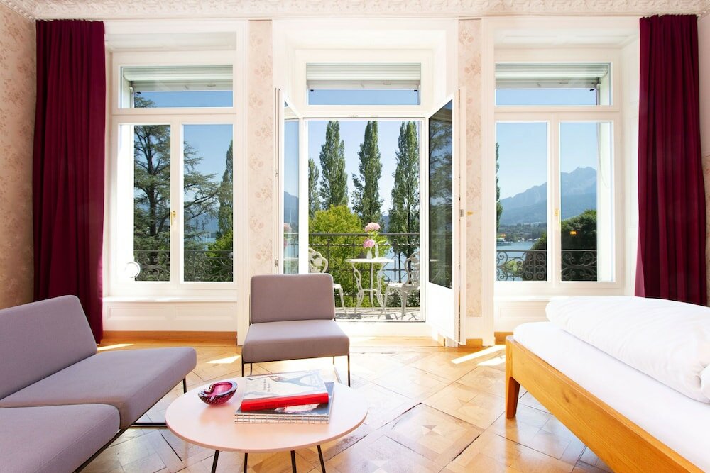 Deluxe Double Room, 1 Queen Bed, Lake View