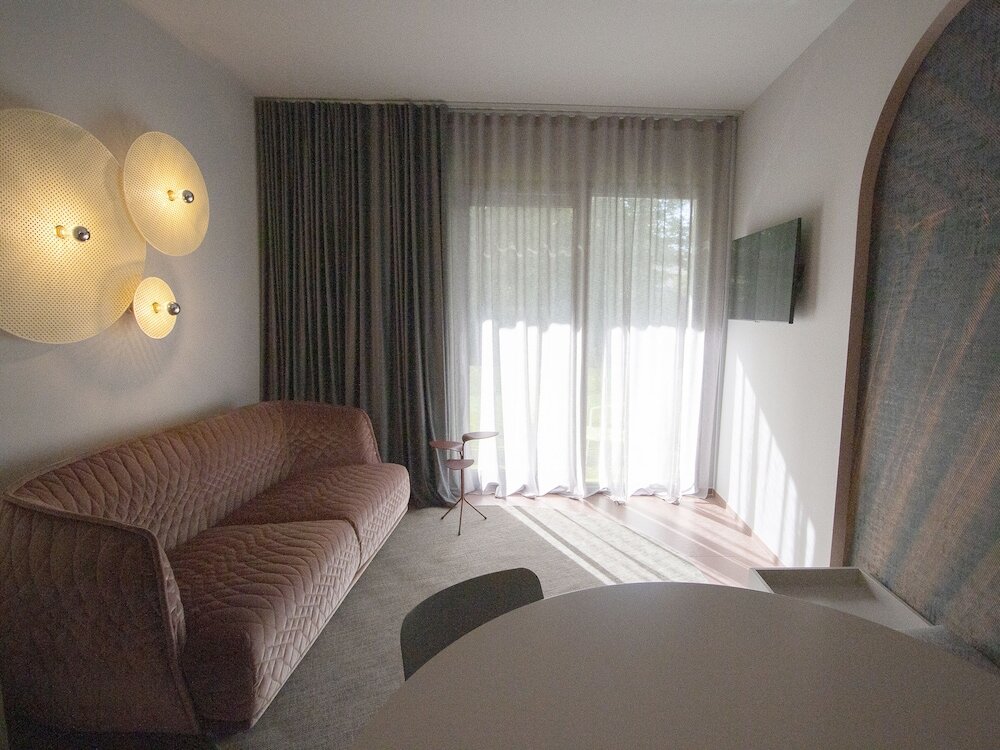 Suite, 1 Queen Bed