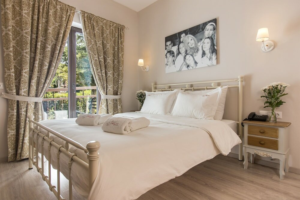 Classic Room, Garden View