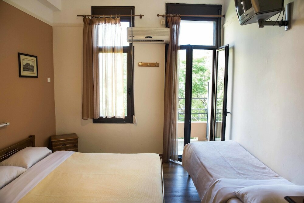 Triple Room, Private Bathroom