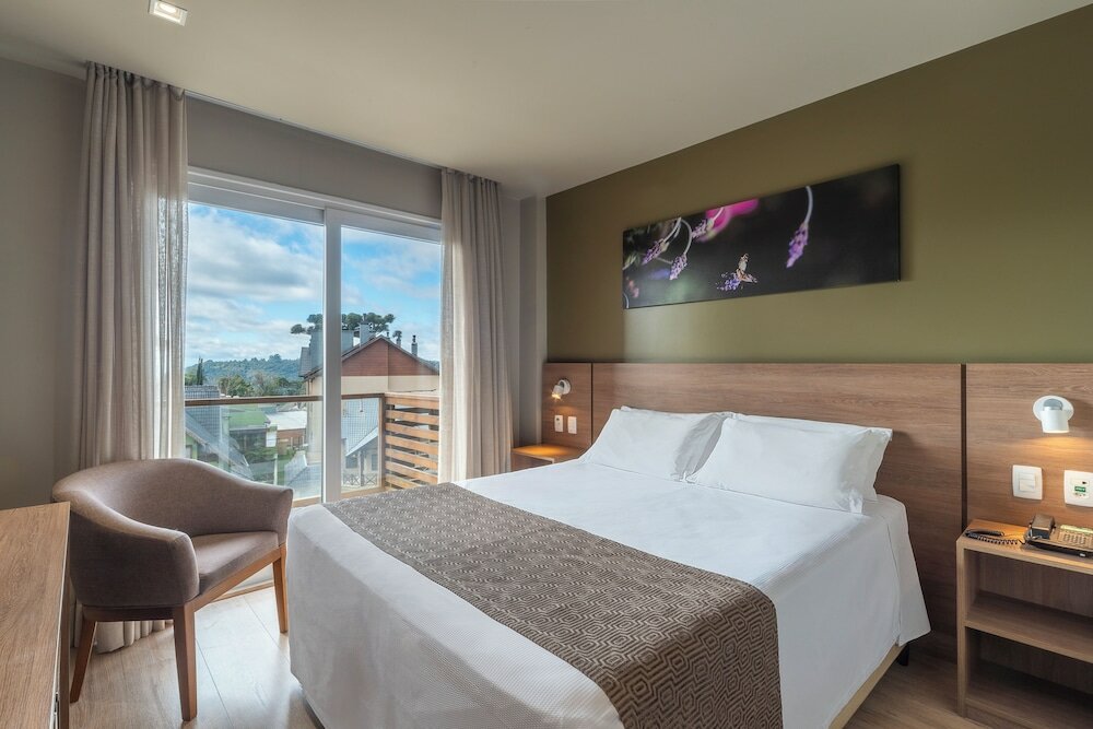 Deluxe Room, Valley View