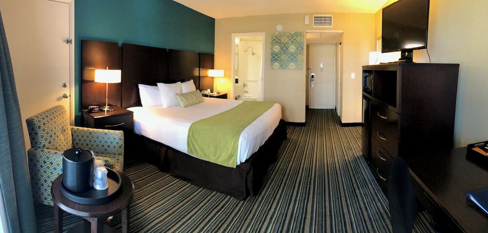 Classic Room, 1 King Bed