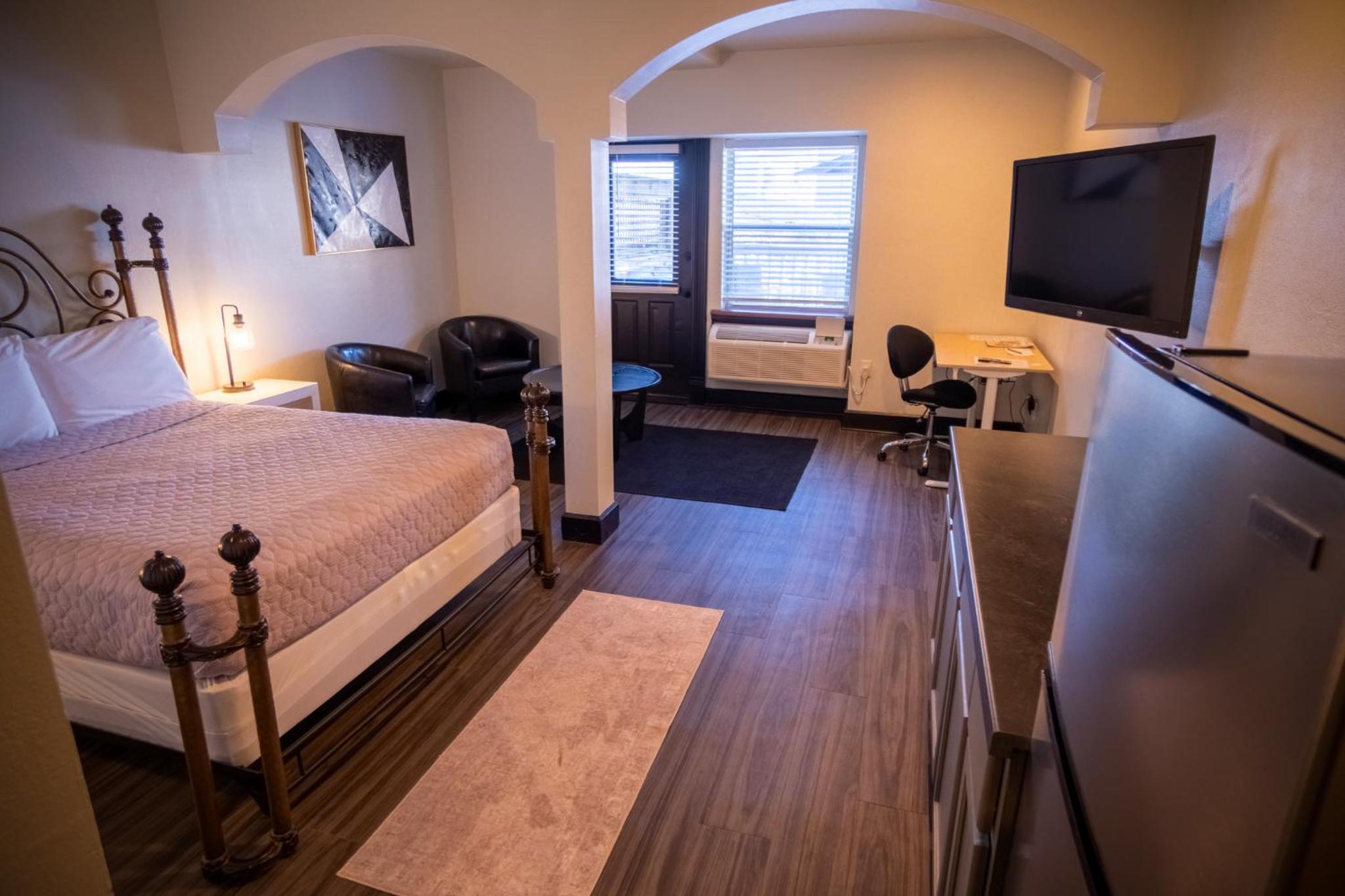 Suite with River View