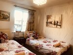 Семейный коттедж в Centrally Located 4 Bedroom House