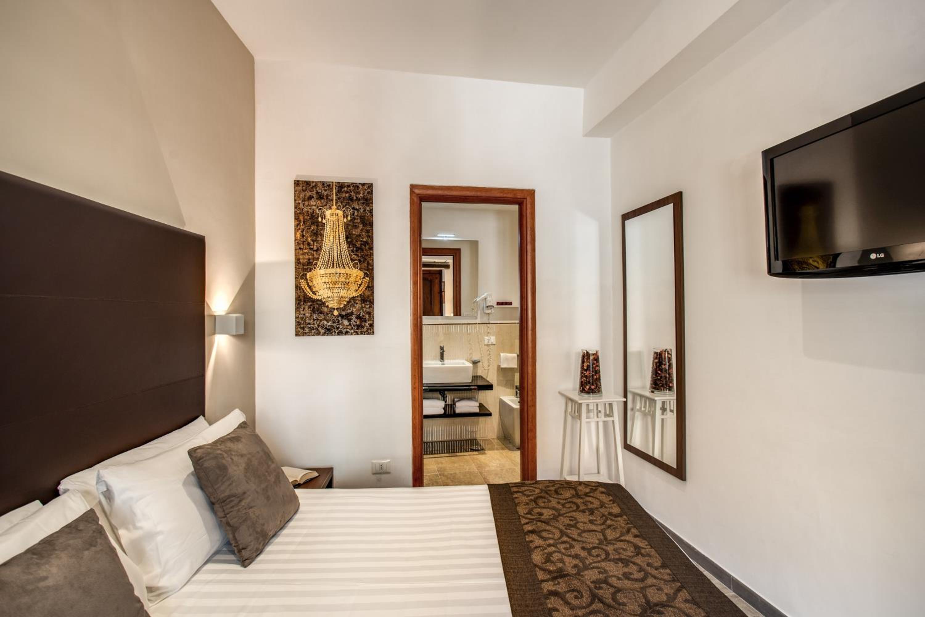Double or Twin Room with Garden View