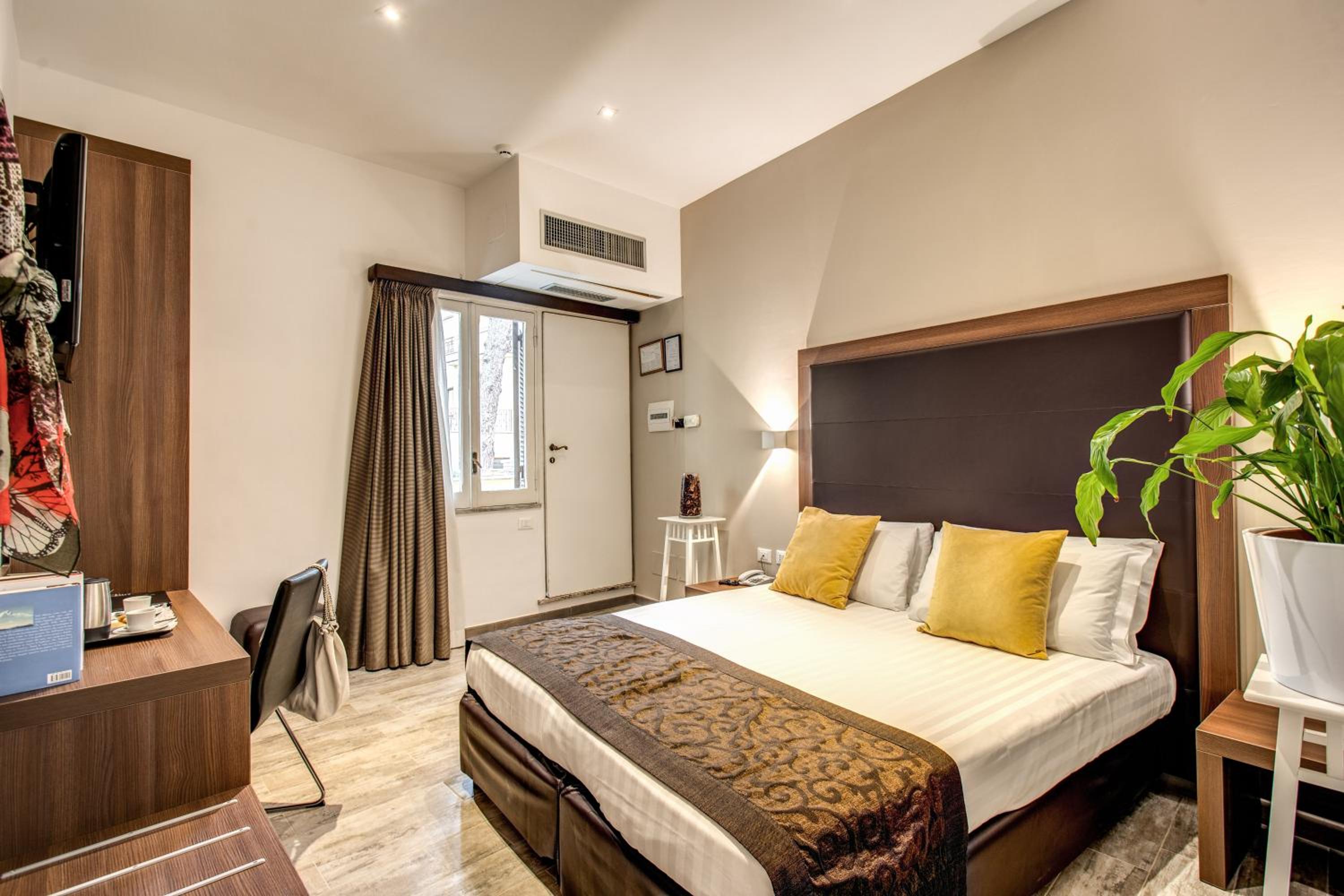 Double or Twin Room with Garden View