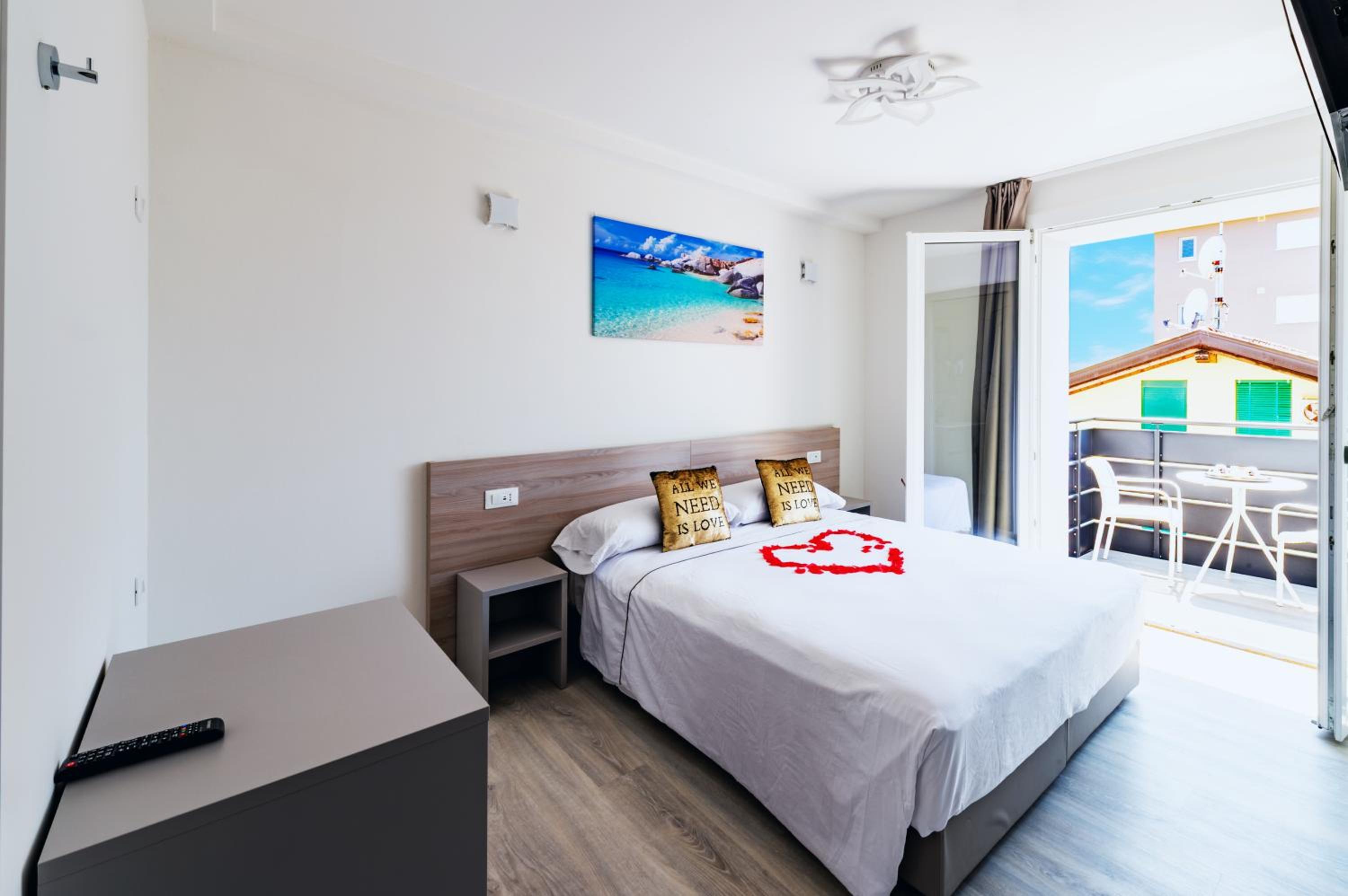 Superior Double Room- Annex