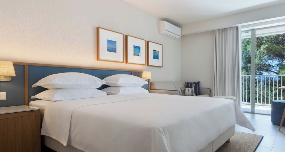 Family Room, 2 Bedrooms, Balcony, Sea Facing