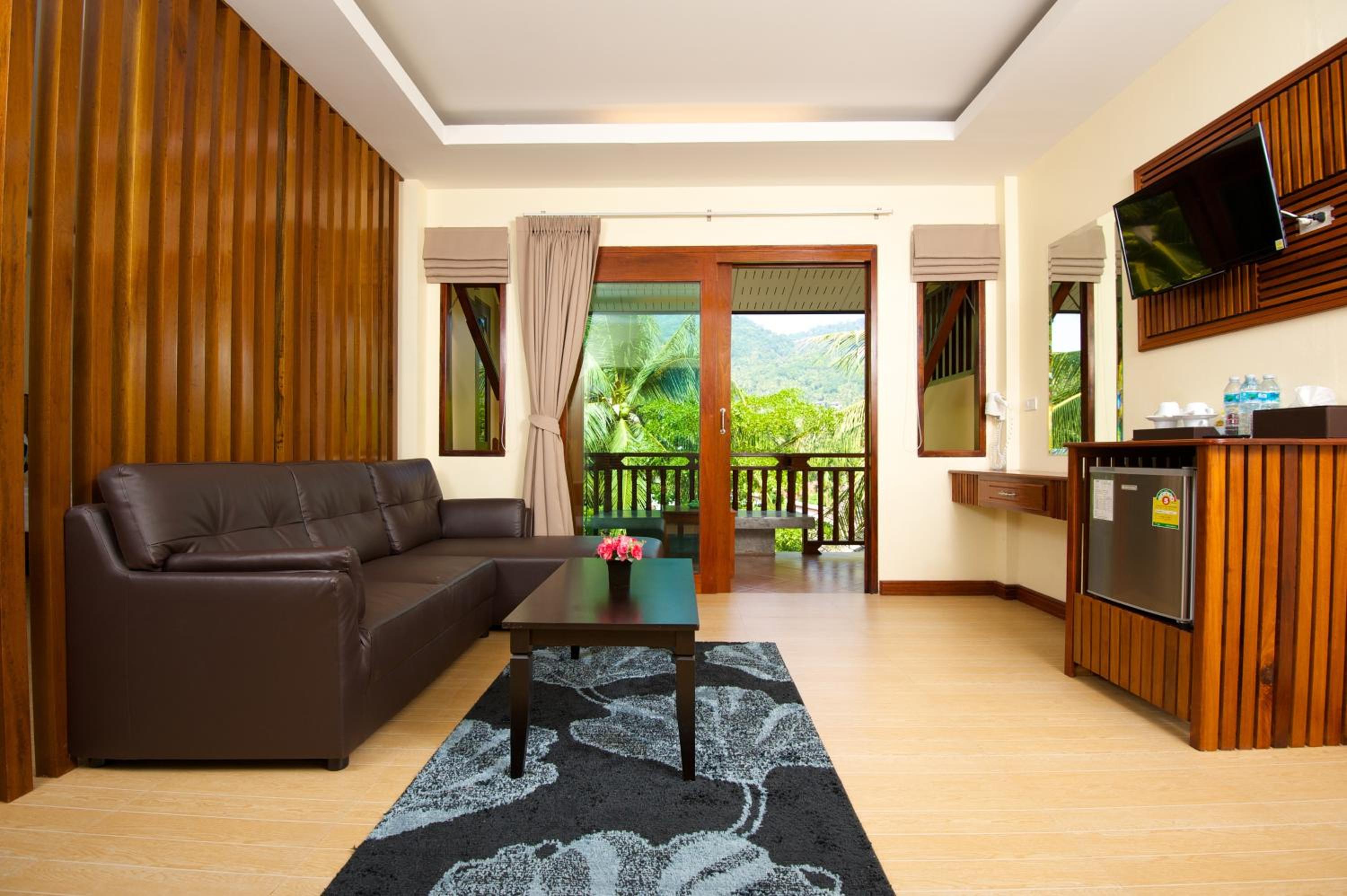 Family Room with Mountain View