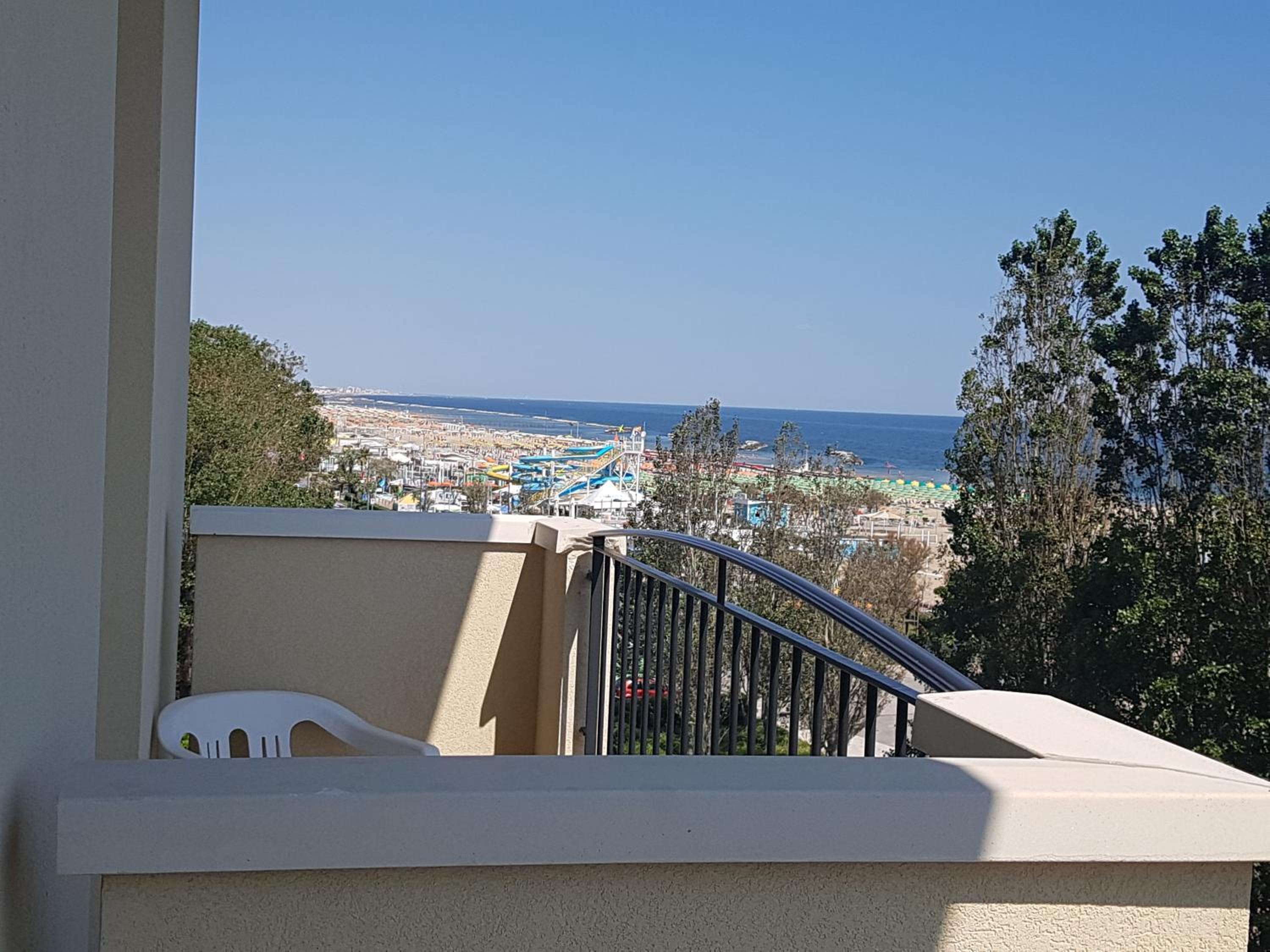 Triple Room with Sea View
