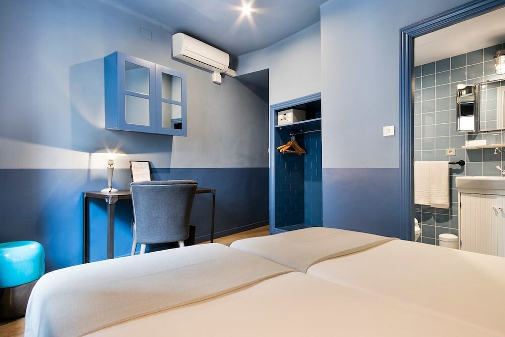 Double Room (with extra bed)