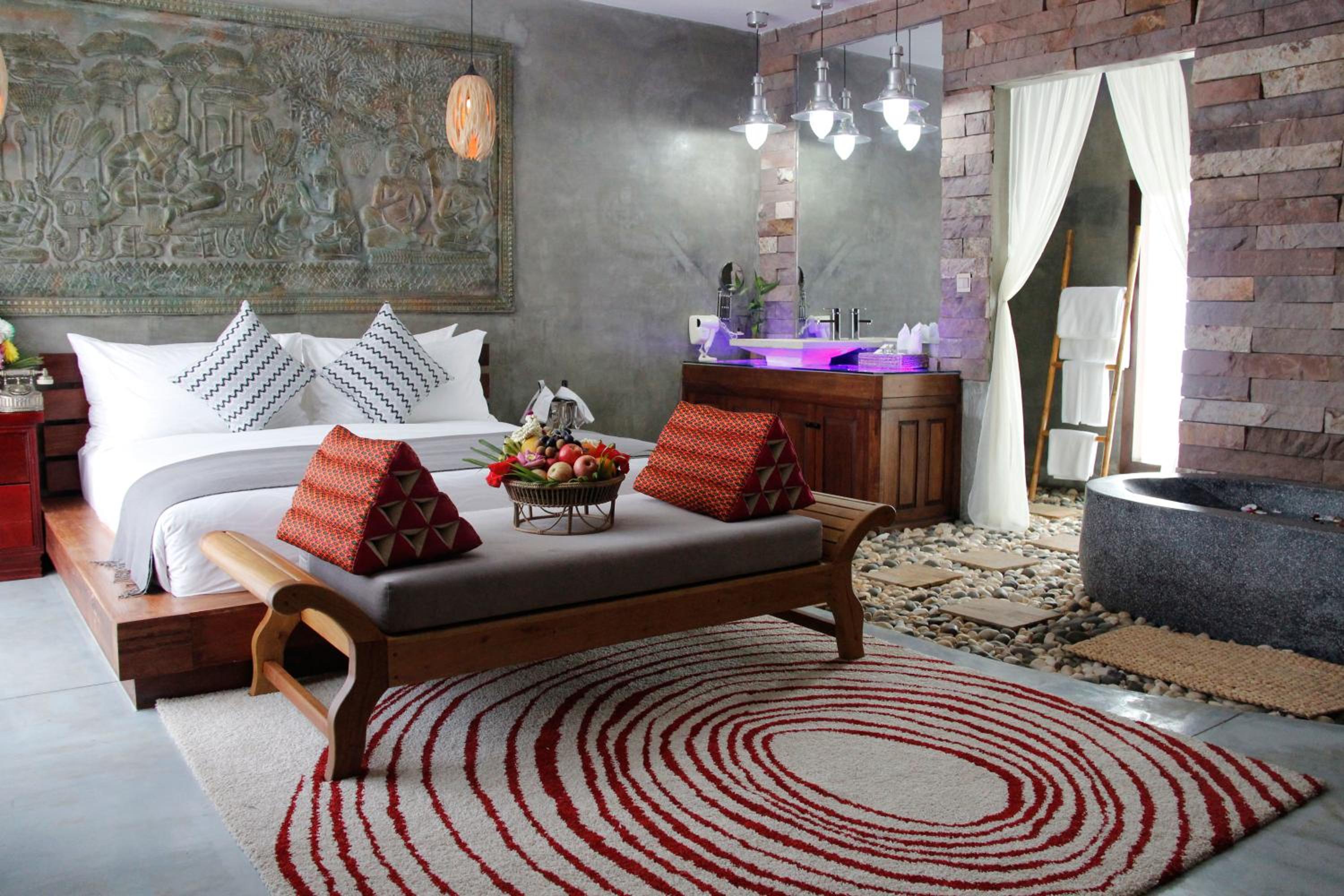 Presidential Suite Private Balcony - Free Pickup from Bus Station