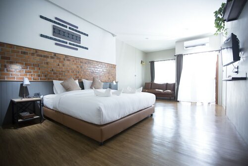 Suite Garden View with Bunk bed (Family Garden View) в Old City Wall Inn