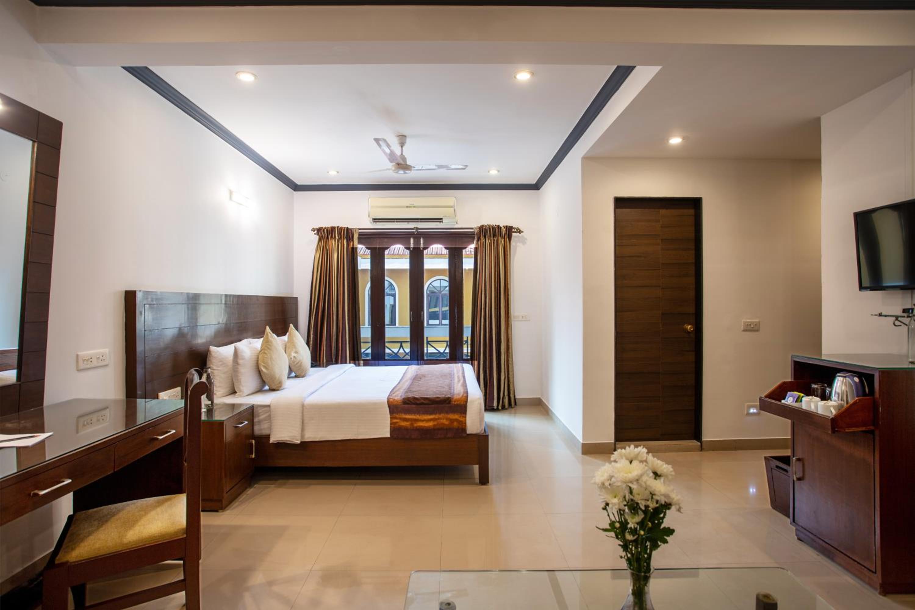 Pool View Luxury Room