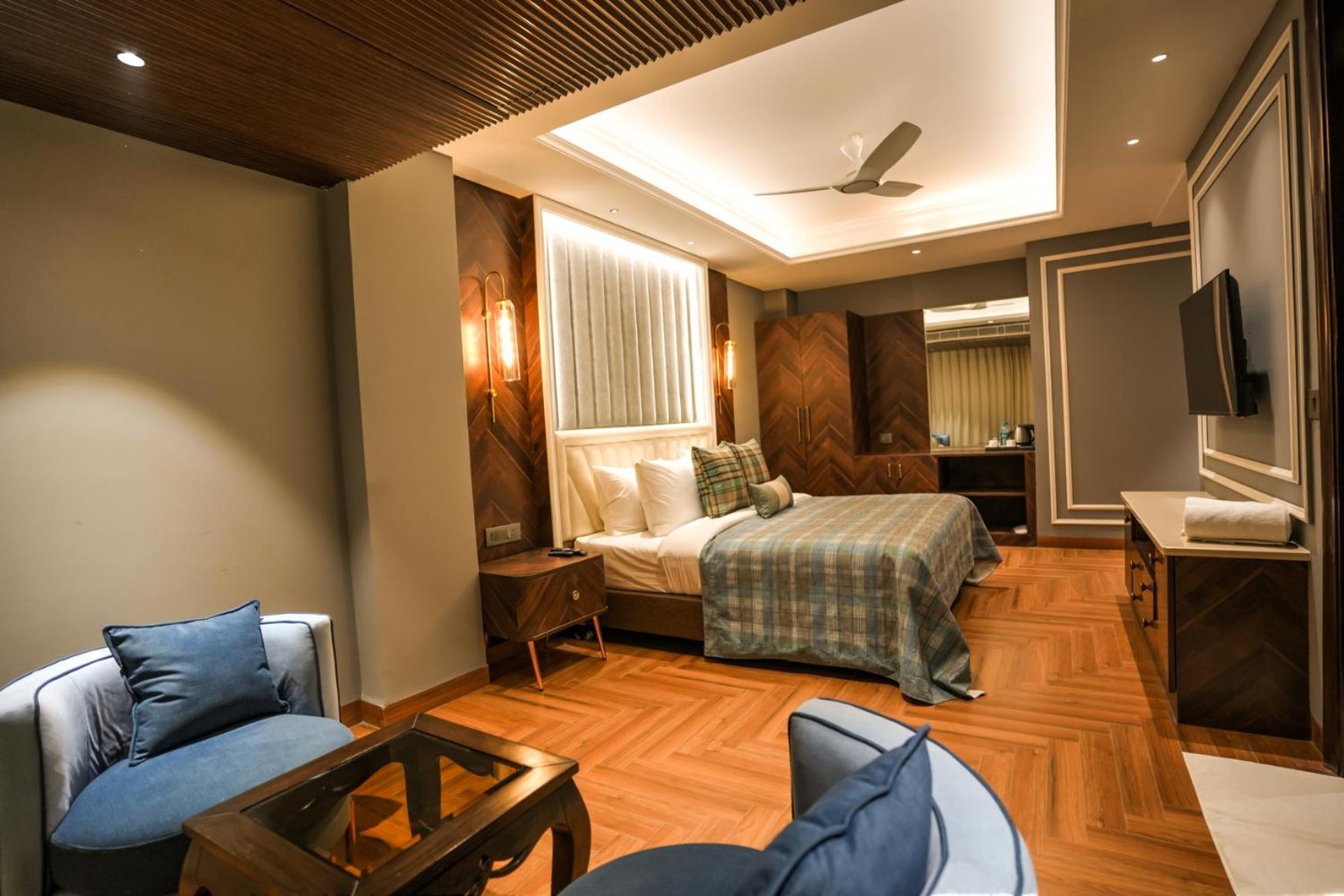 King Room