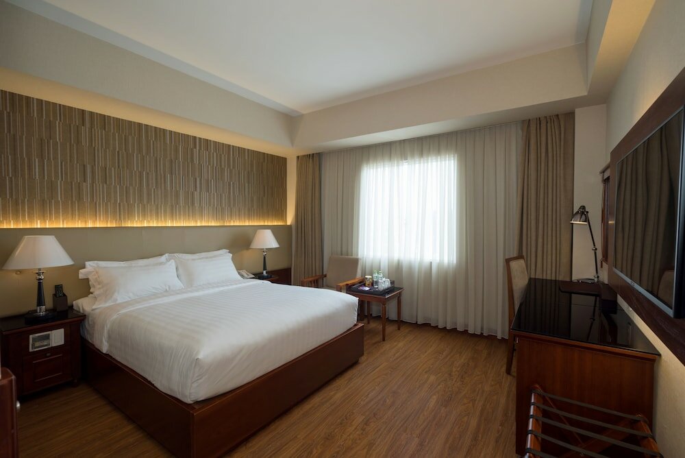 Deluxe Double Room, City View