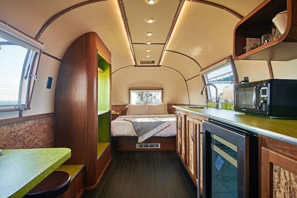 Green Eggs and Ham - Premium Room, 1 Queen Bed
