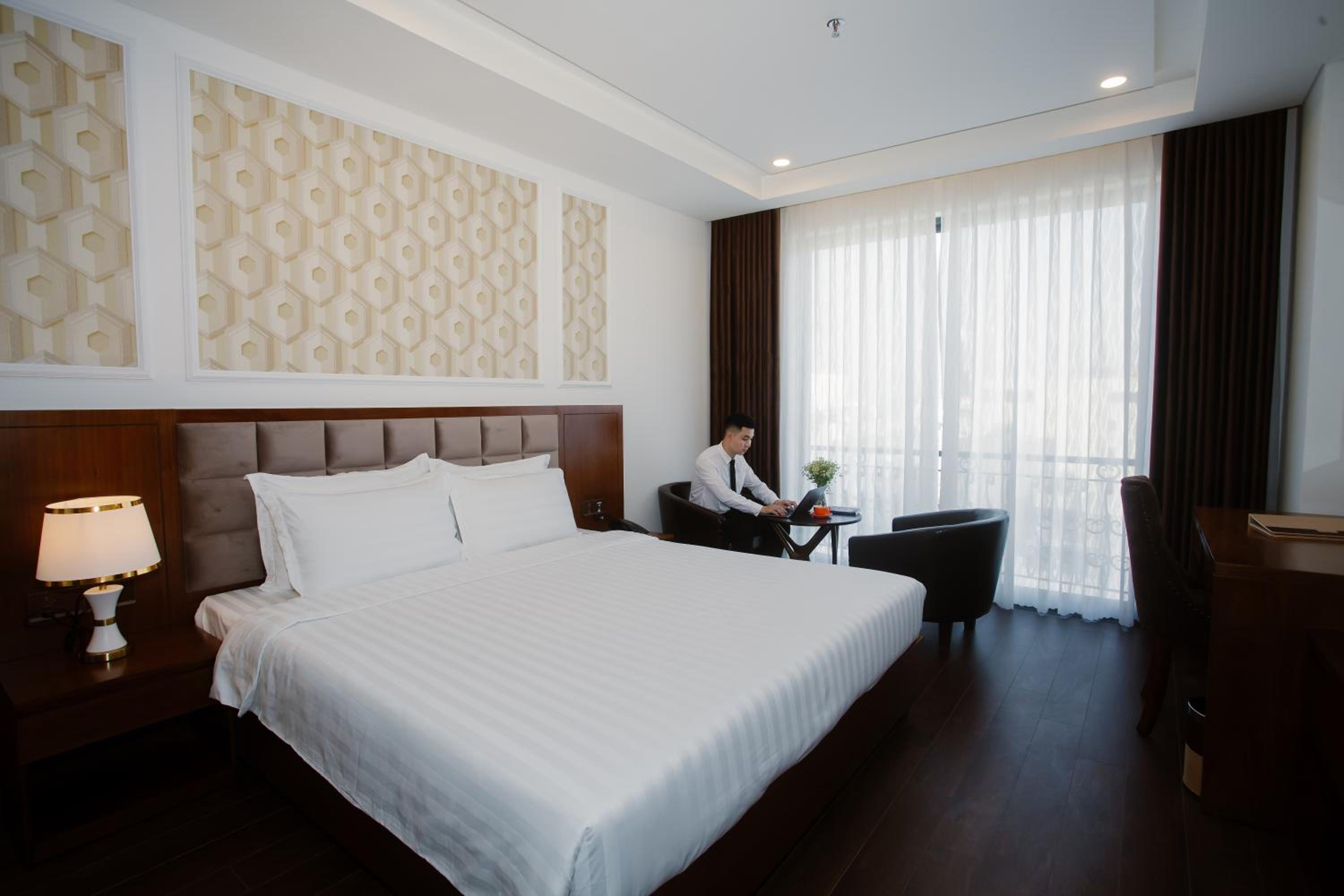 Twin Room with Balcony