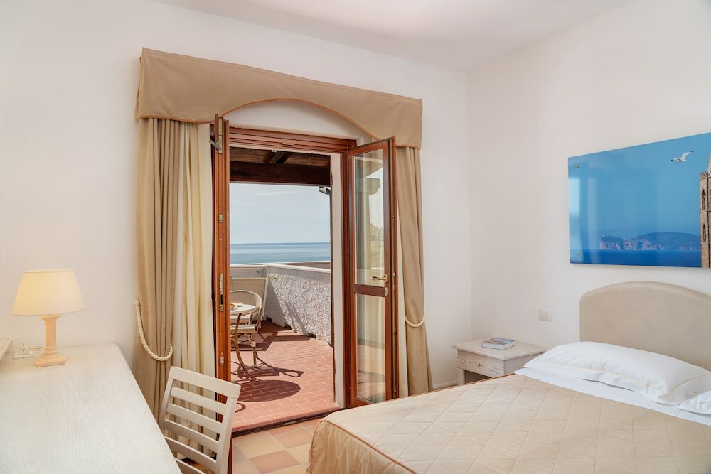 Deluxe Triple Room, Sea View