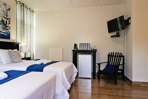 Стандартный двухместный номер с 1 двуспальной кроватью в B at Home Guesthouse Piet Retief