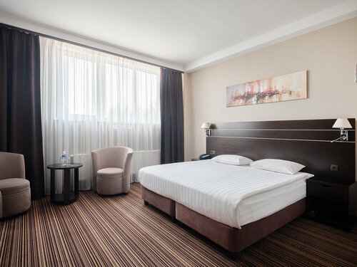 Джуниор Сьют  (Junior Suite)