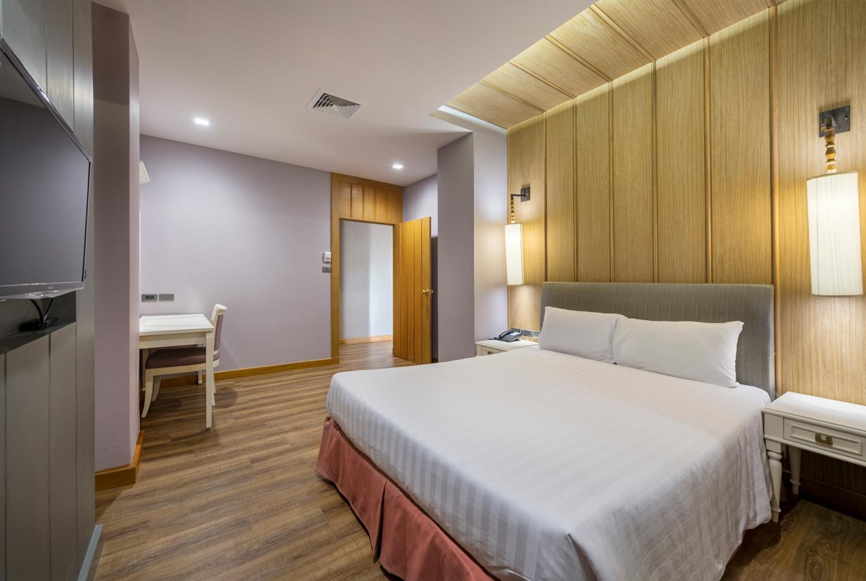 Two-Bedroom Suite