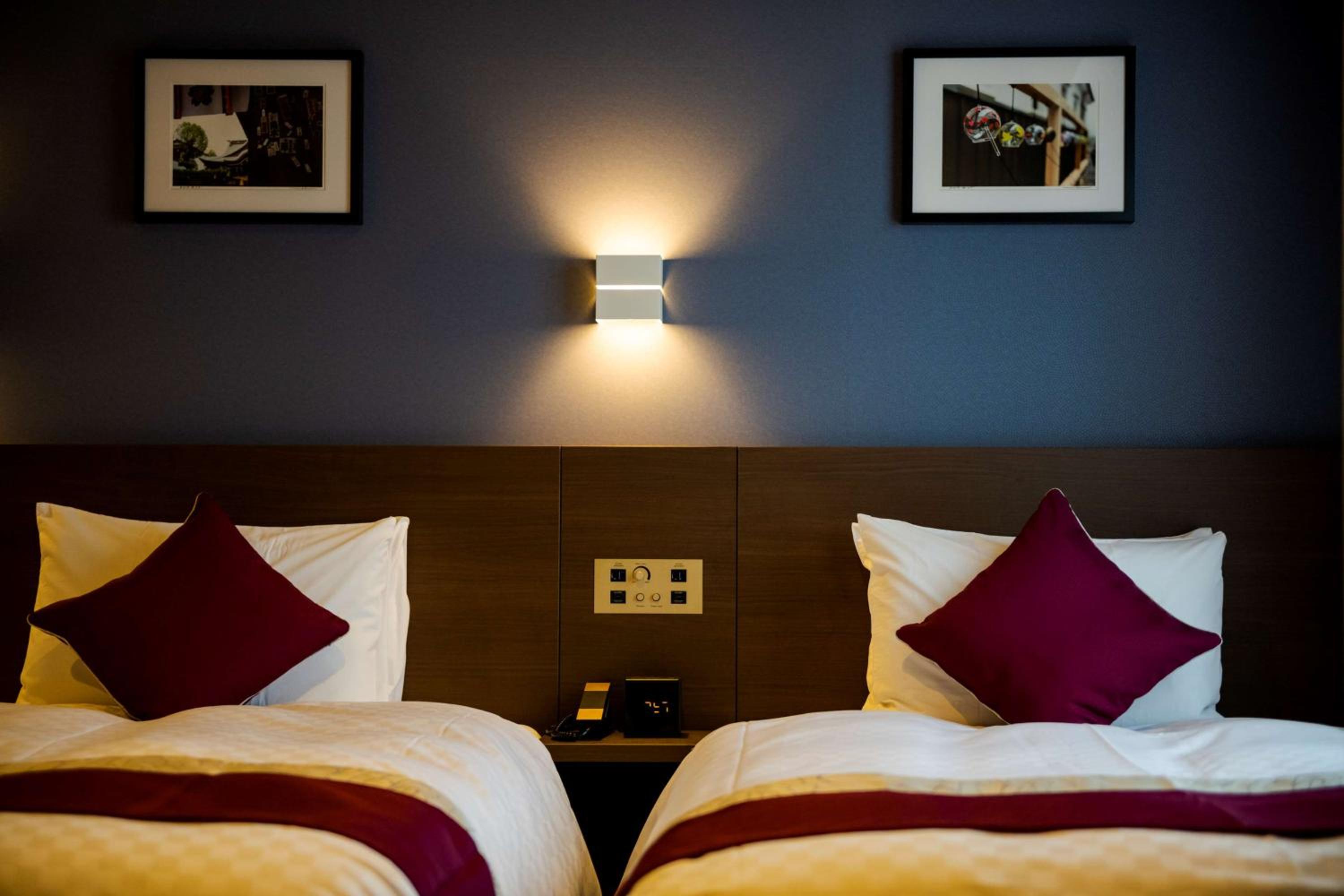 Triple Room with Three Single Beds