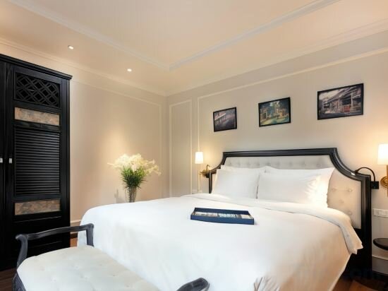 Deluxe Double Or Twin Room With City View
