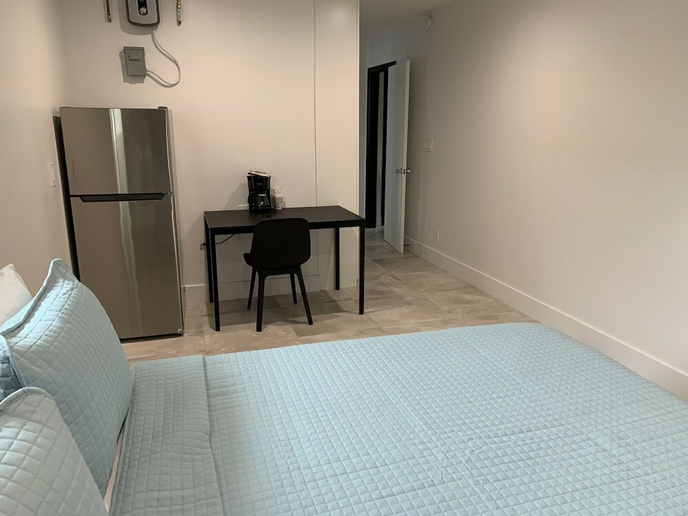 Deluxe Studio, 1 Queen Bed