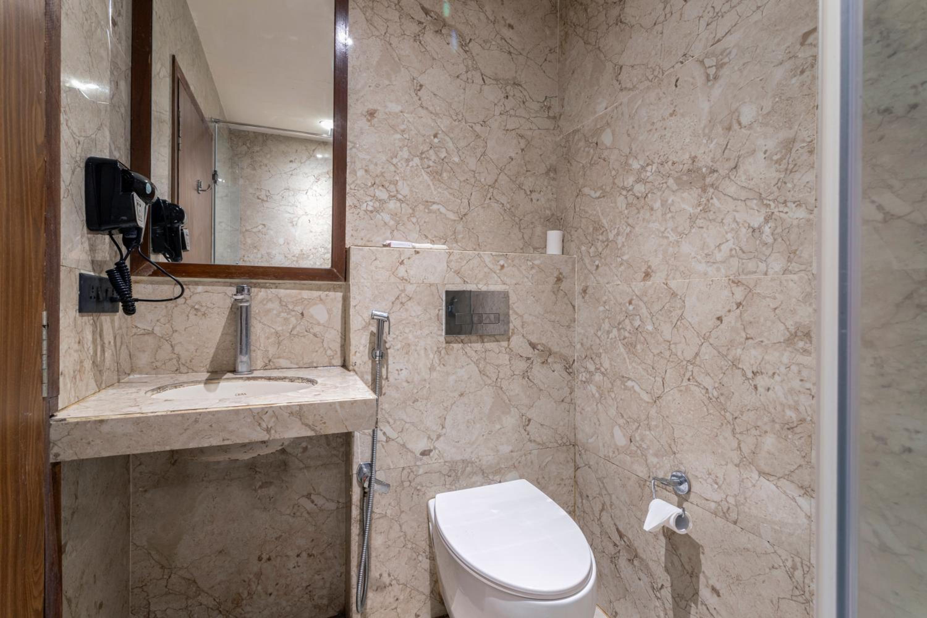 Coco Wood Cottage with Balcony (with complimentary Kayaking and 20% off on Massage session)