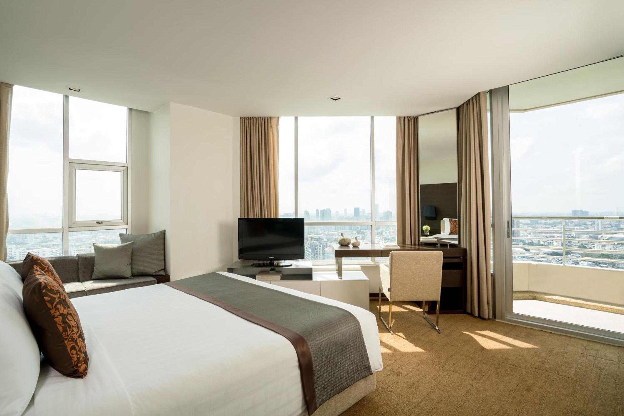 Skyline Two-Bedroom Suite with Living Room and Private Balcony