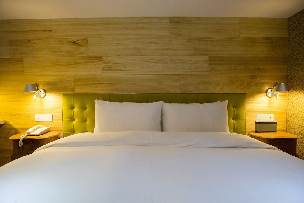 Elite Room