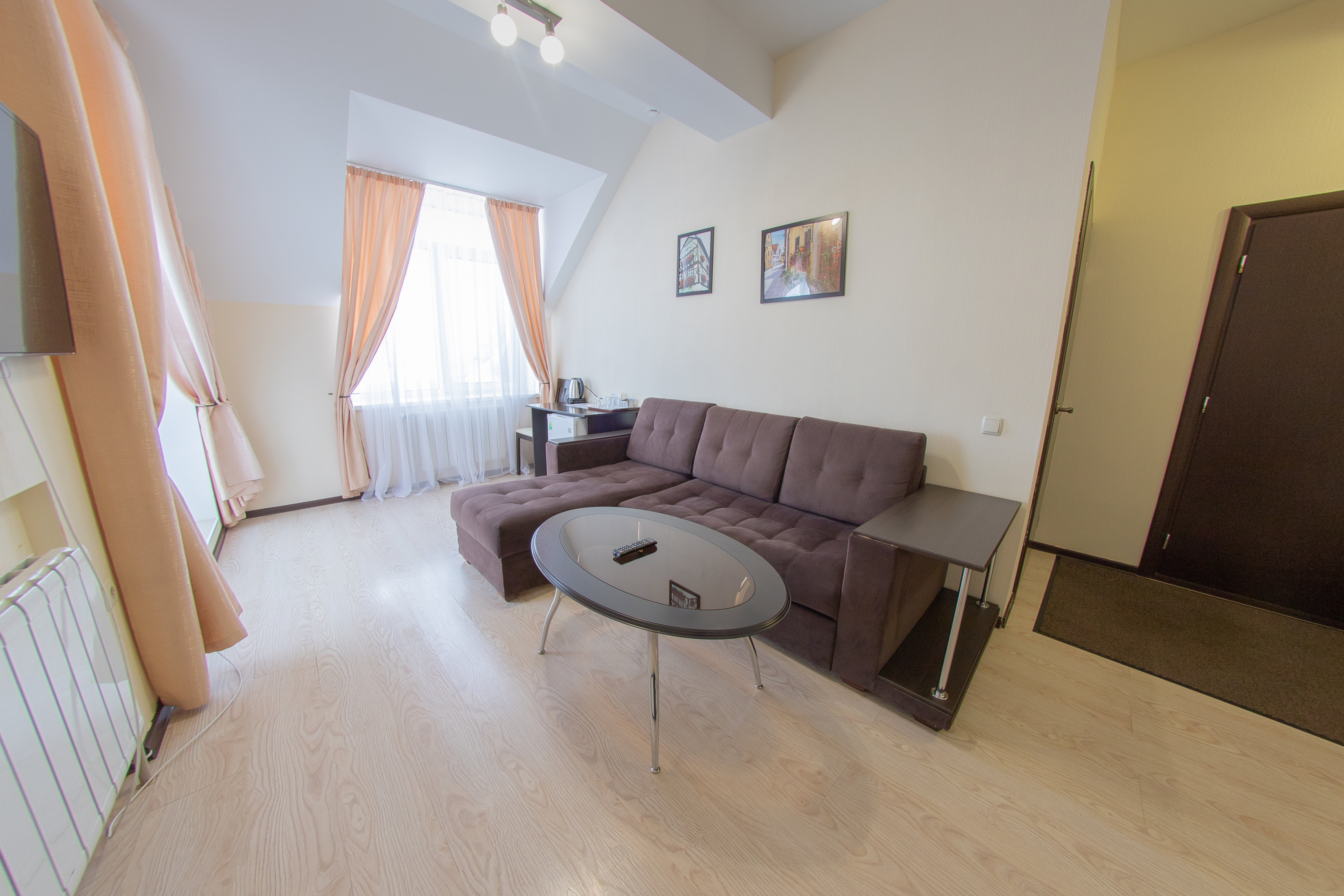 Улучшенный полулюкс