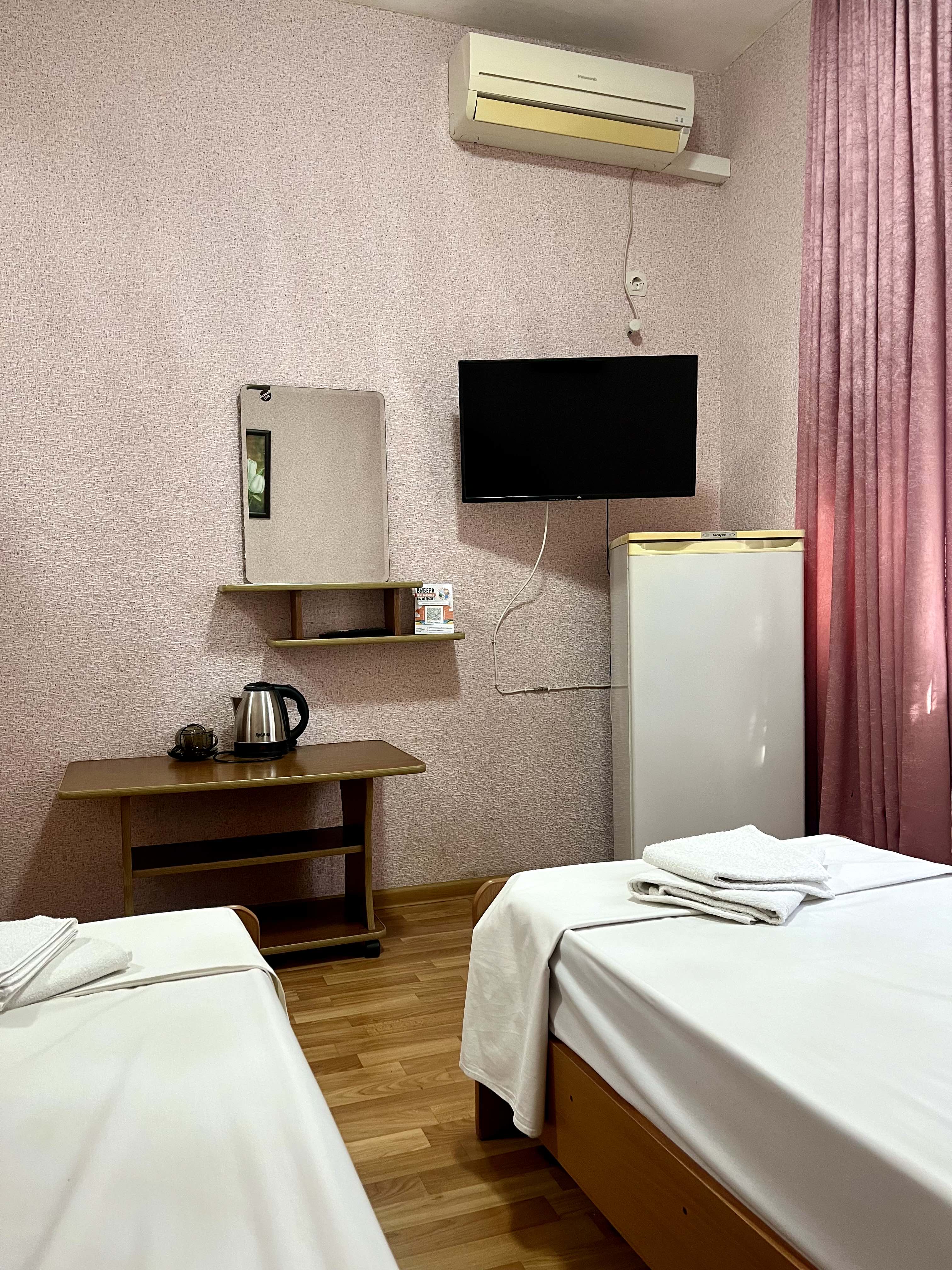 Двухместный номер с 2 двуспальными кроватями