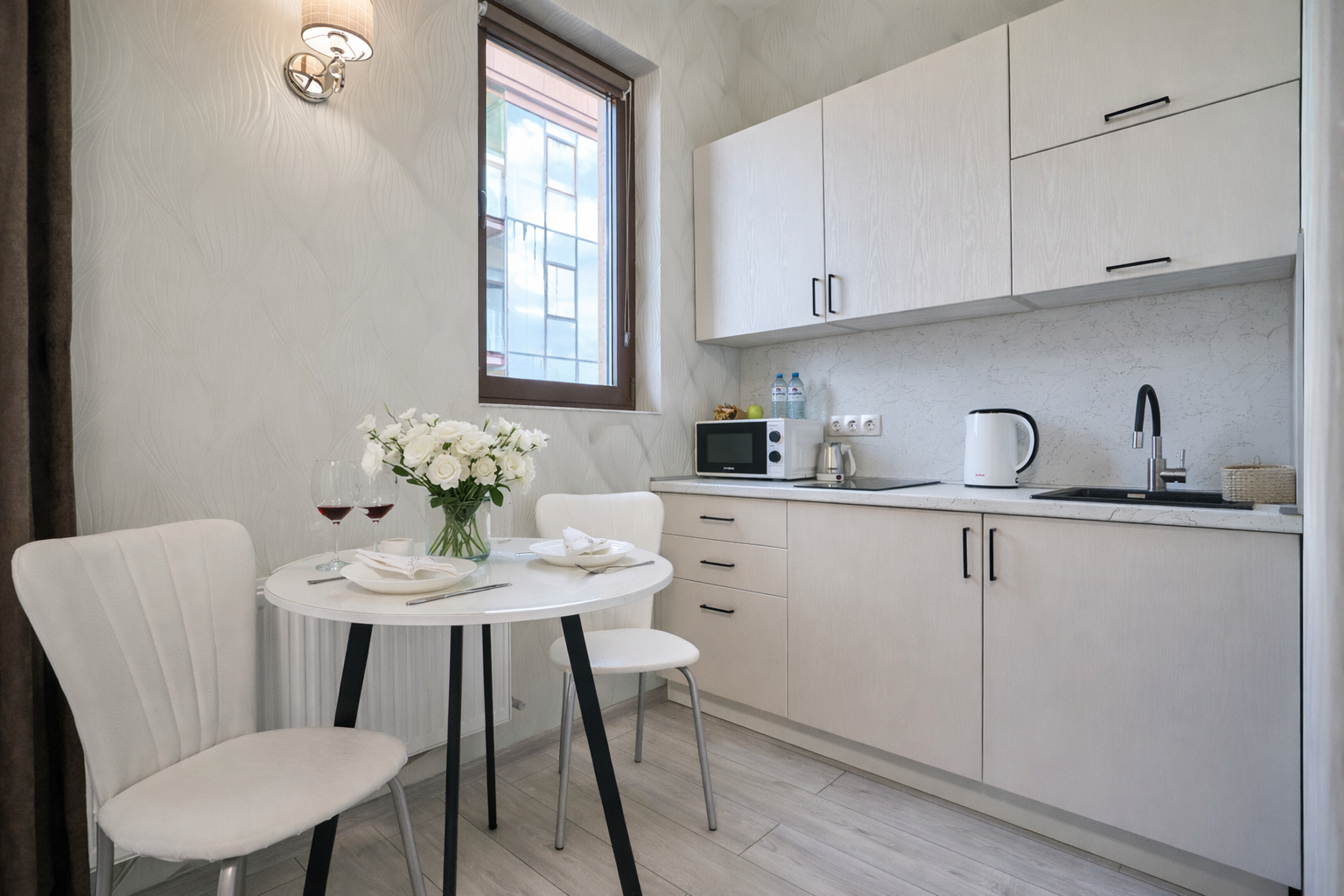 Комфорт с видом на горы и балконом