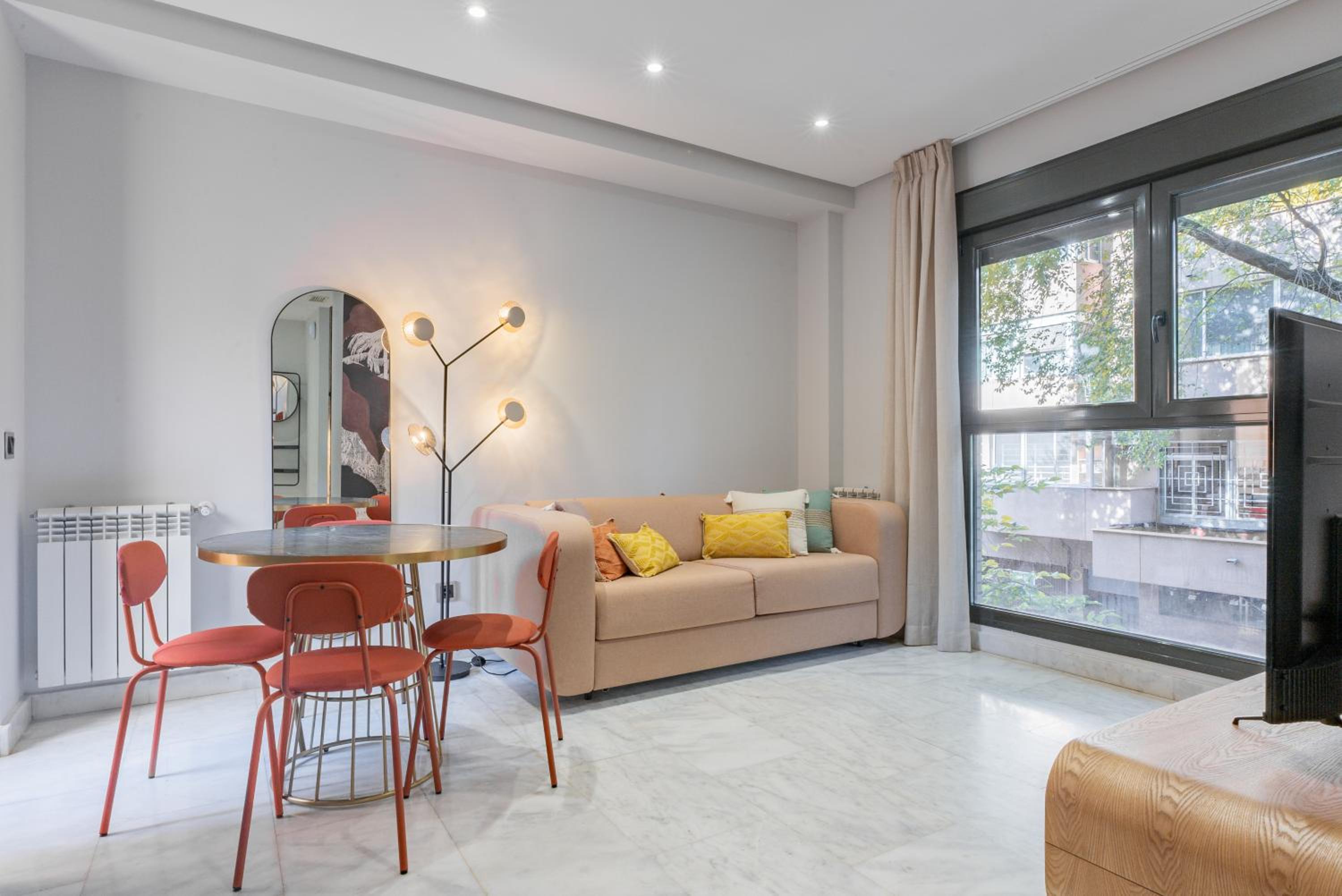 One-Bedroom Apartment with Patio