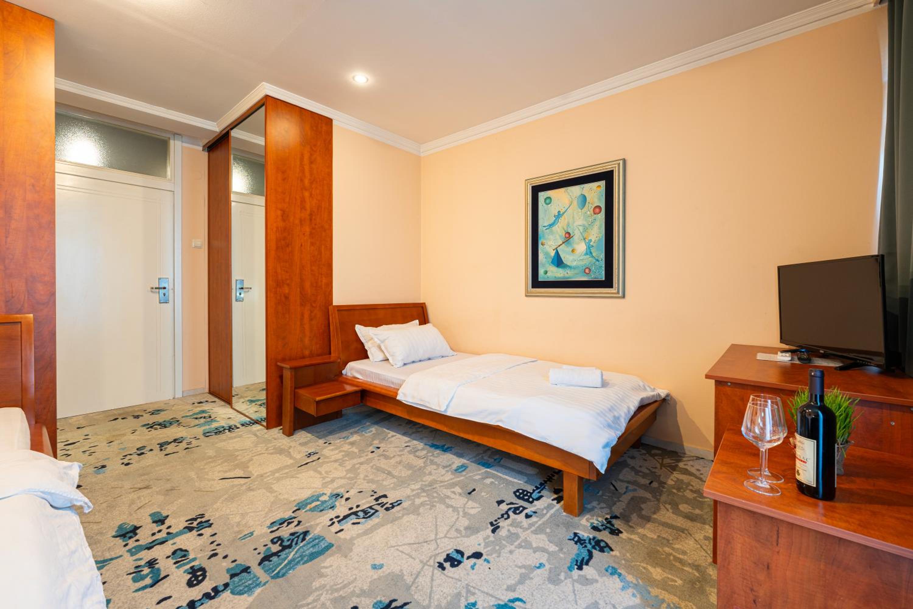 Double or Twin Room with Balcony