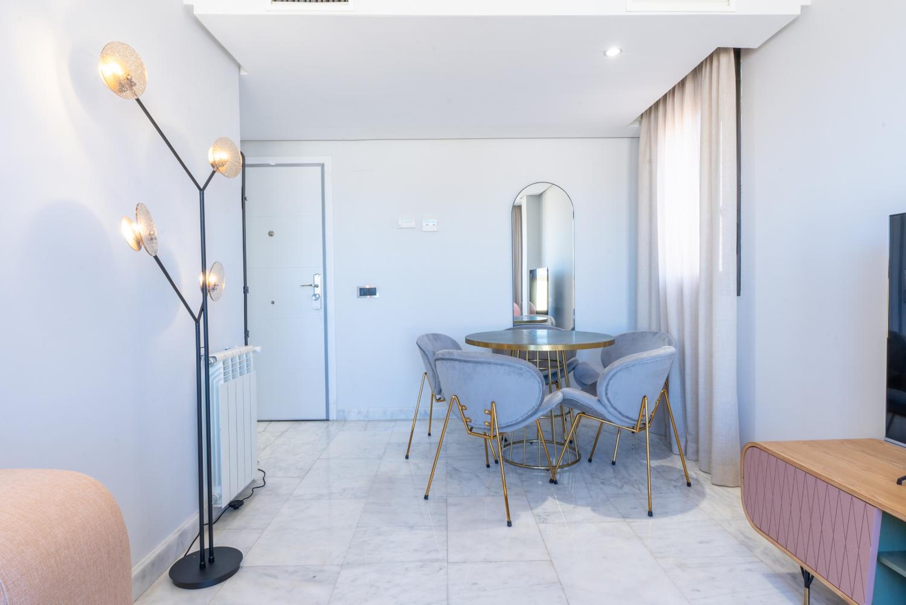 One-Bedroom Apartment with Terrace