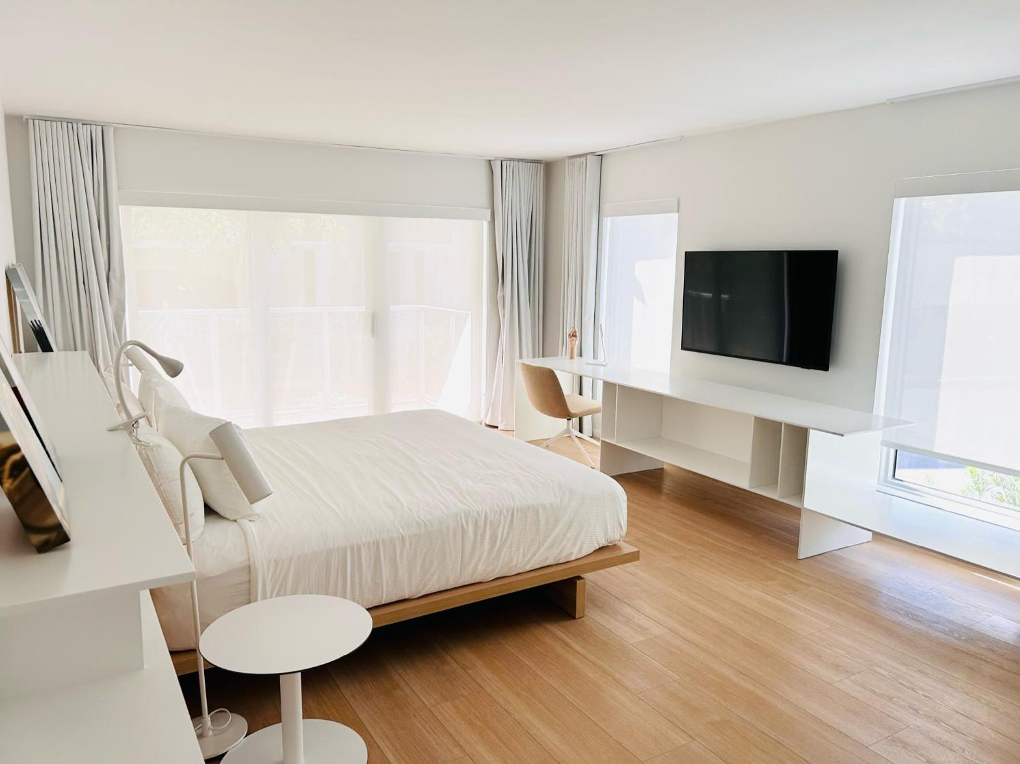 Deluxe Two Bedroom Accessible