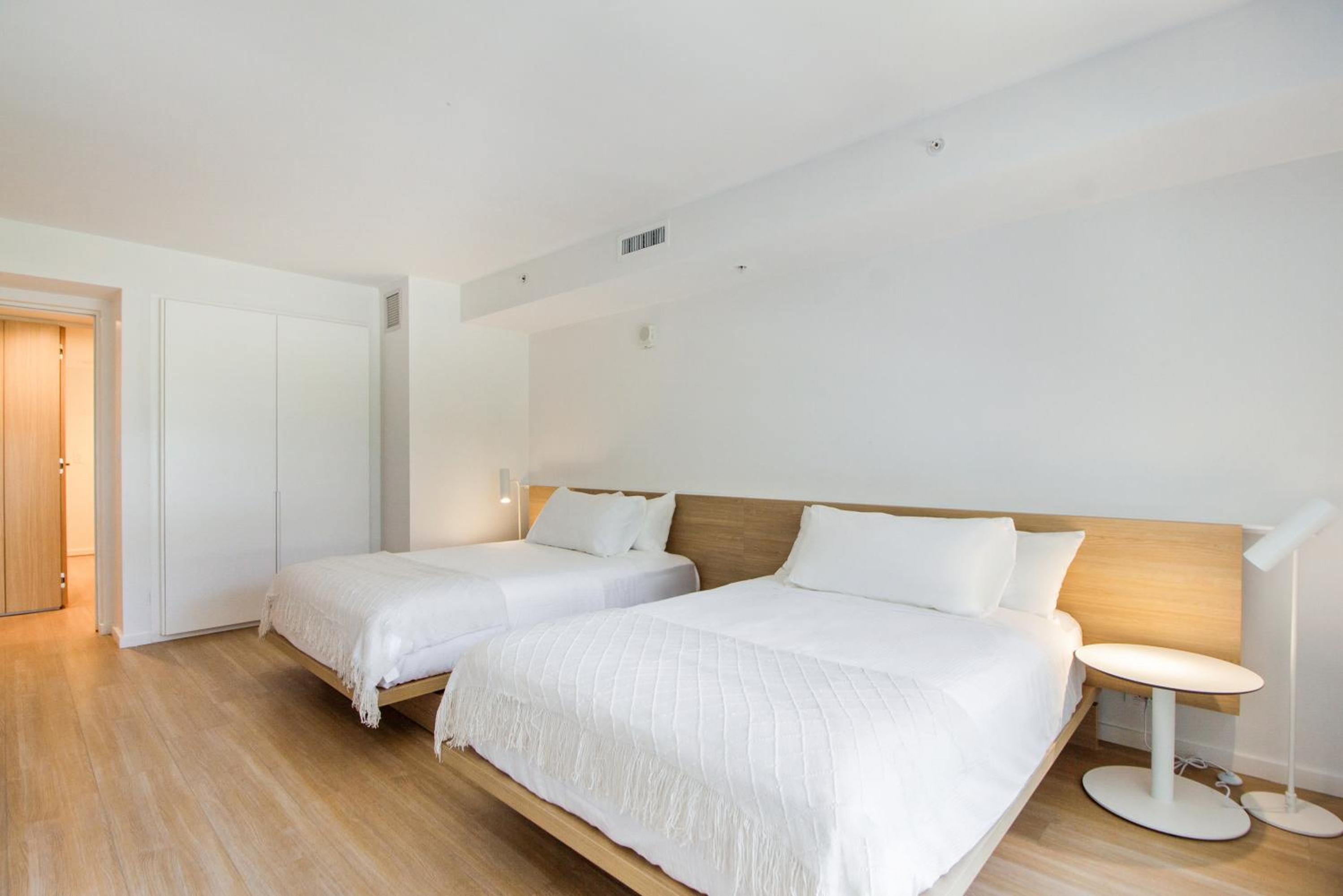 Deluxe Two Bedroom Apartment