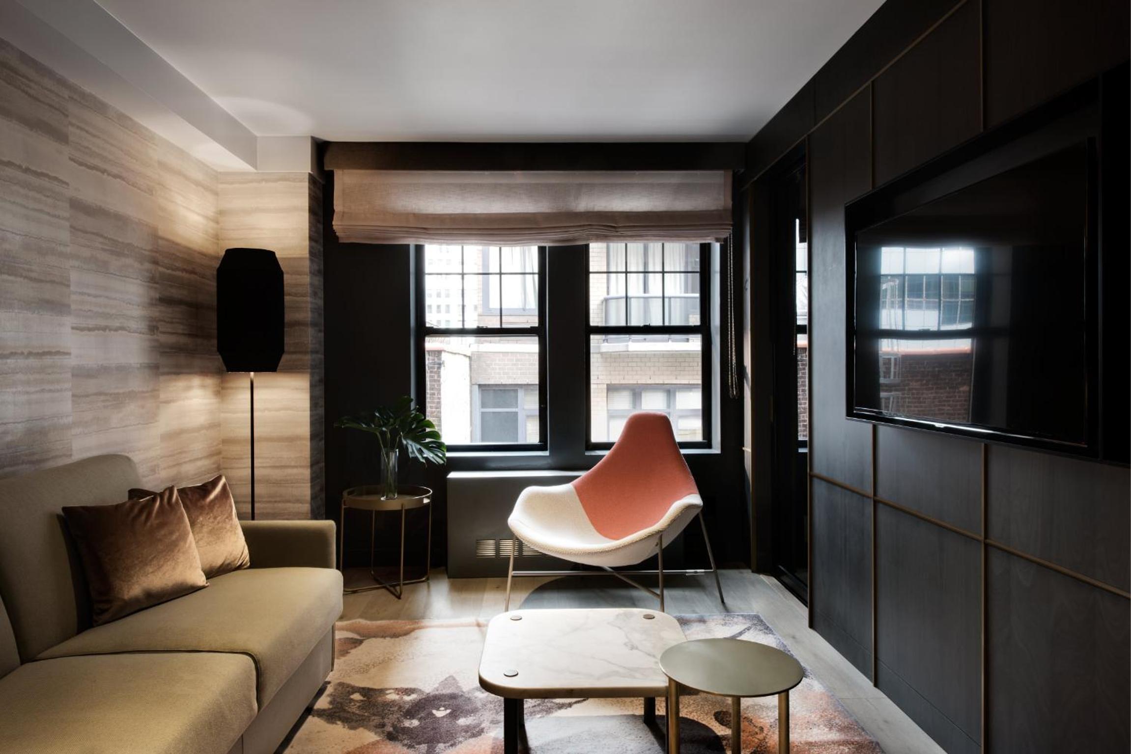Deluxe One-Bedroom King Suite - High Floor