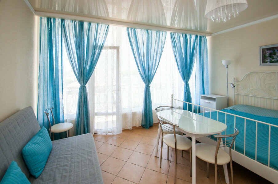 Номер-студия с балконом