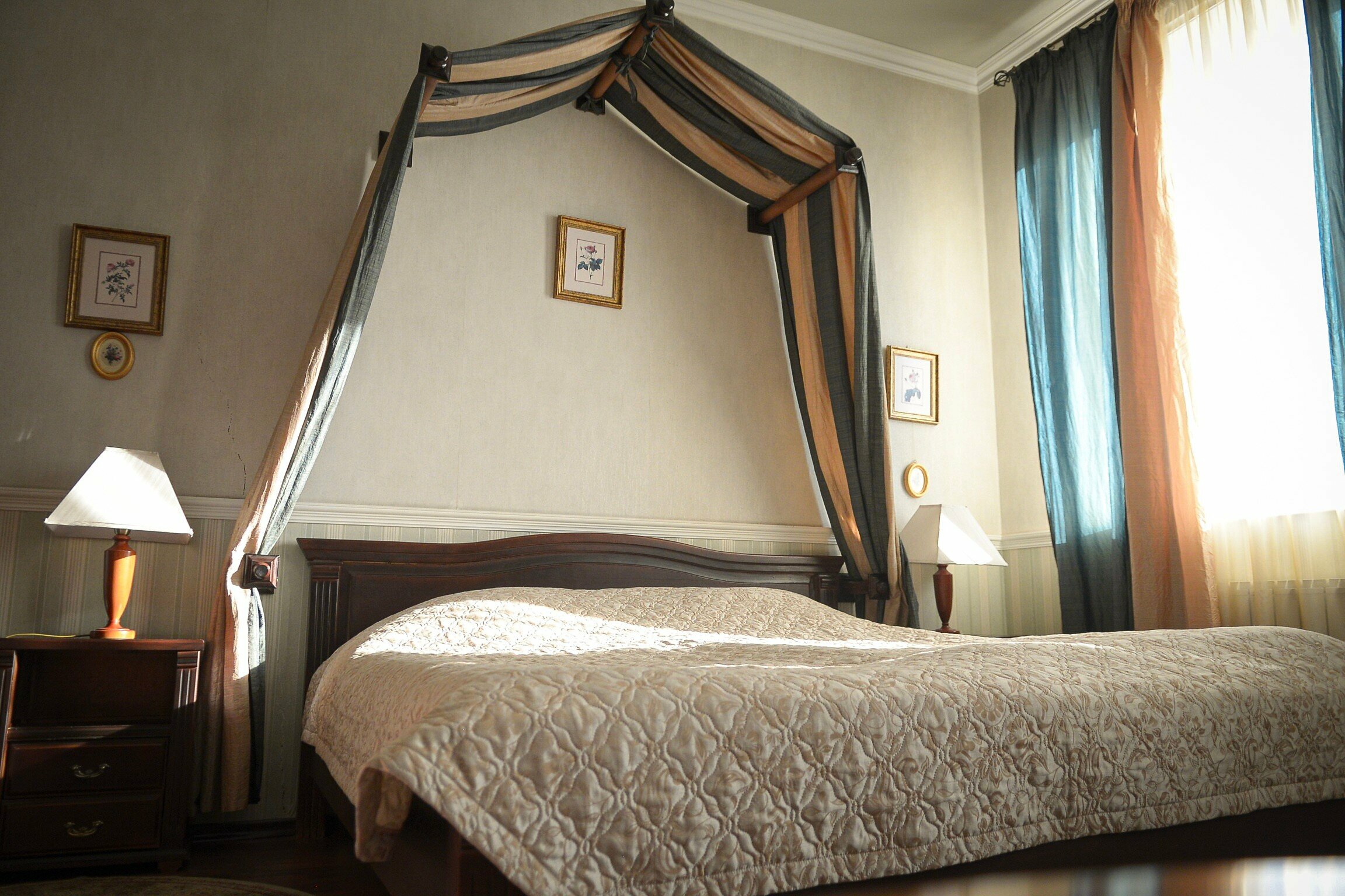 Большой двухместный номер с 1 кроватью