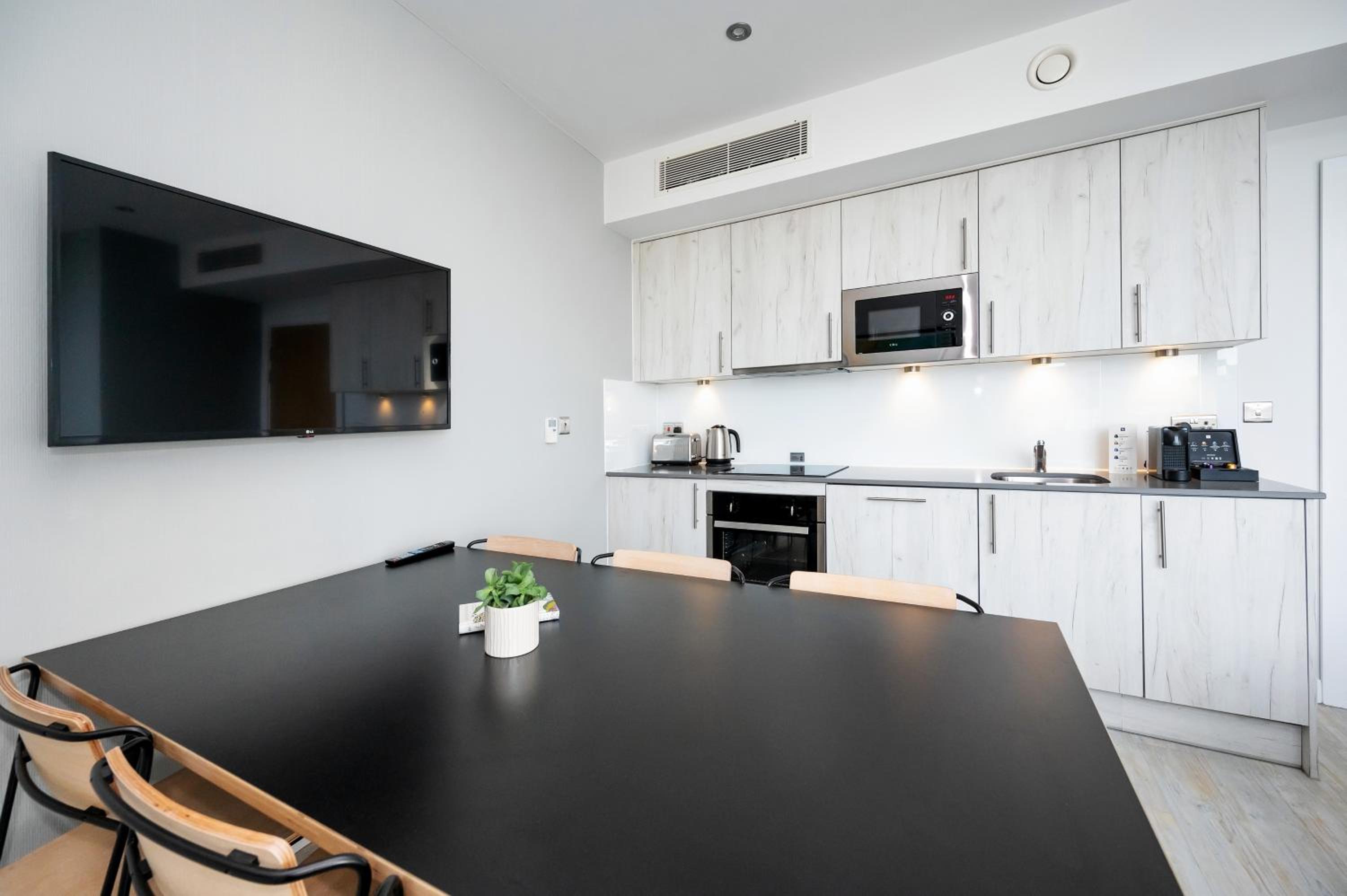 Two-Bedroom Apartment Twin