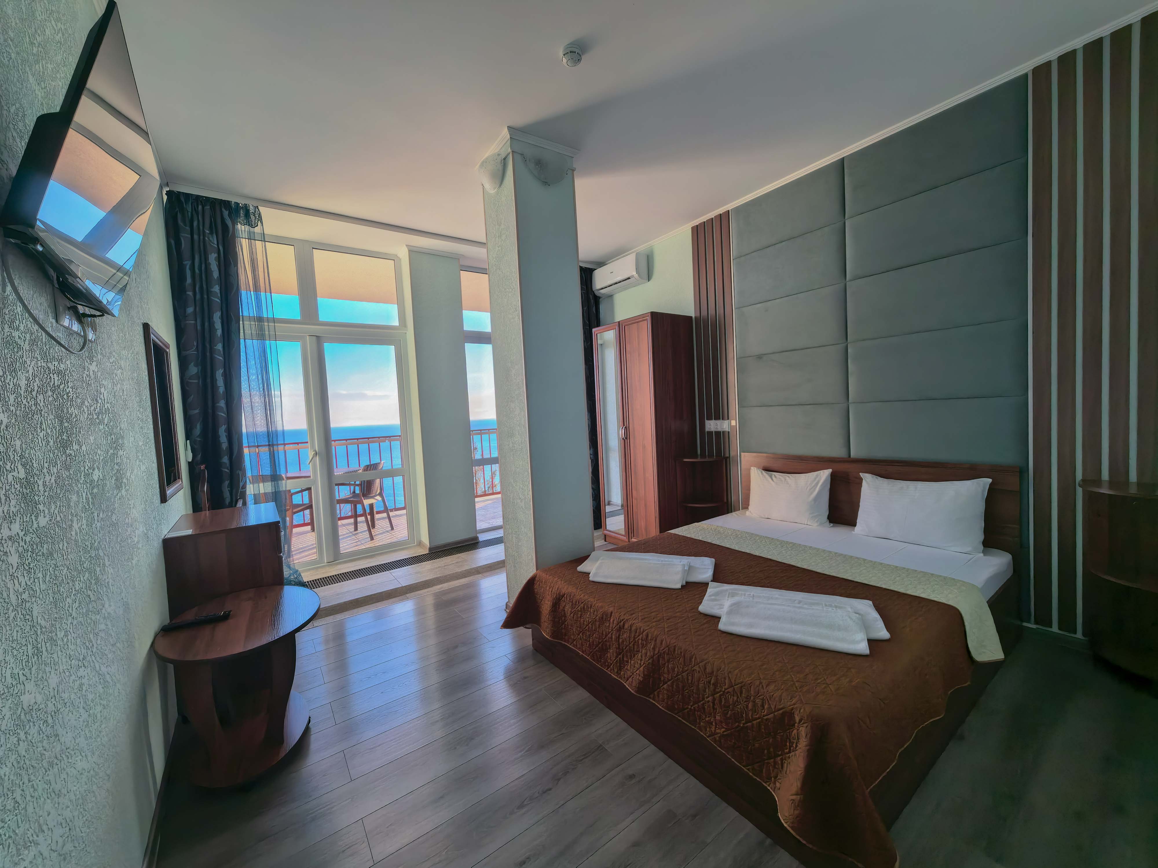 Двухместный номер Делюкс с 1 кроватью и балконом, вид на море